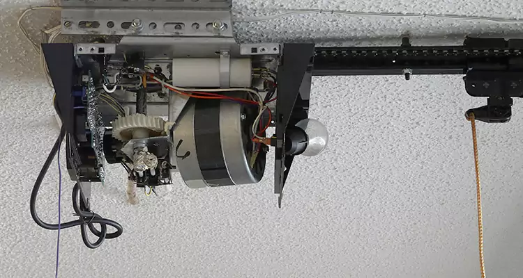 Emergency Garage Door Opener Repair in Panama City, FL