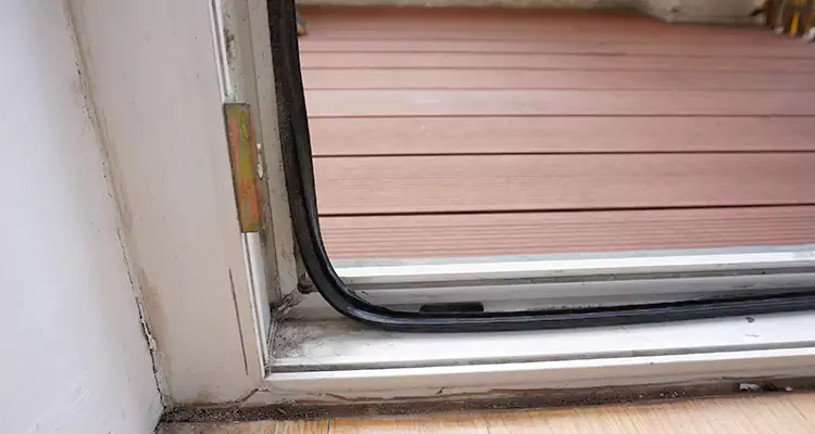 Why Choose Us for Leaking Sliding Glass Door Repair in Panama City, FL?