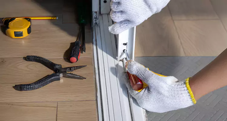 Screen Door Wheel Replacement in Panama City, FL