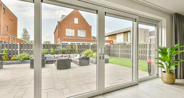 Best Sliding Screen Door Replacement Company in Panama City, FL