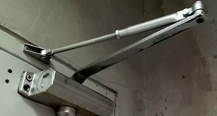 Door Closer Parallel Arm Installation in Panama City, FL