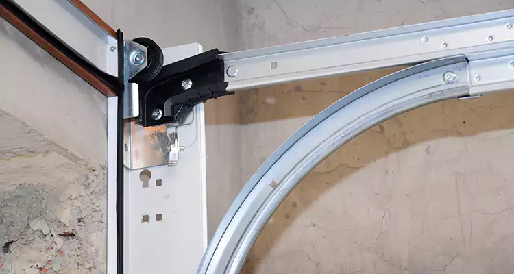 Maintain Liftmaster Garage Door Off Track in Panama City, FL