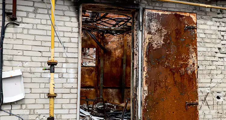 Metal Door Rust Repair in Panama City, FL