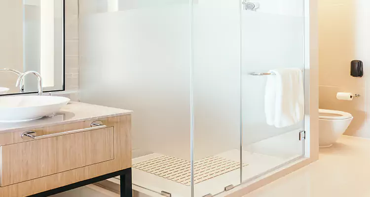 Expert Shower Door Fix and Repair in Panama City, FL