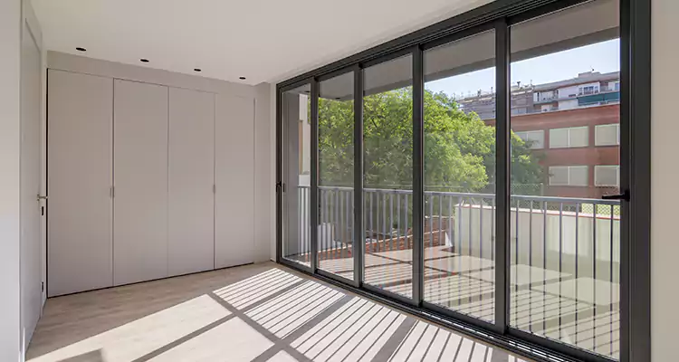 Fix Sliding Screen Door Track in Panama City, FL