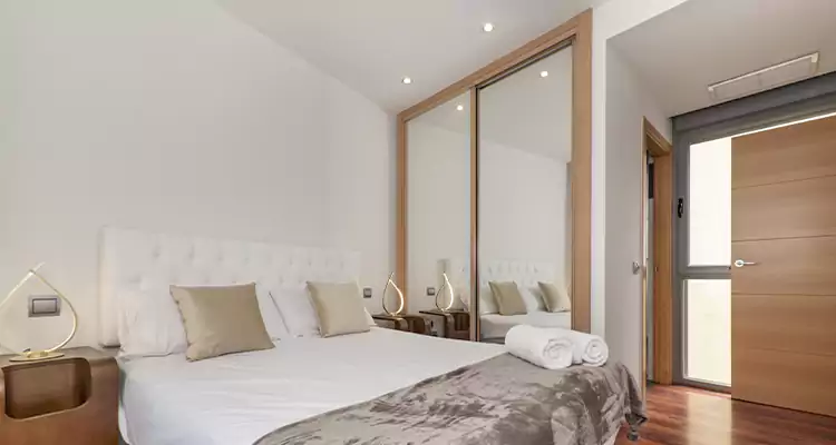 Sliding Wardrobe Door Mirror Replacement in Panama City, FL